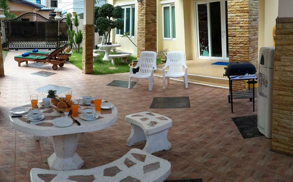 Yoch Pool Villa Патая Екстериор снимка